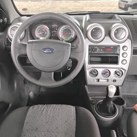 FORD Fiesta Hatch 1.6 4P FLEX, Foto 8