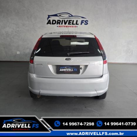 FORD Fiesta Hatch 1.6, Foto 6