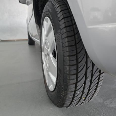FORD Fiesta Hatch 1.6, Foto 7