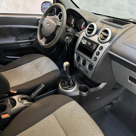 FORD Fiesta Hatch 1.6 4P ROCAM FLEX, Foto 10