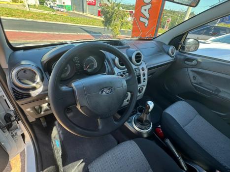 FORD Fiesta Hatch 1.6 16V 4P SE FLEX, Foto 17