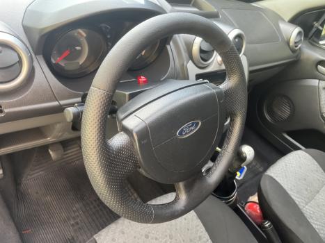 FORD Fiesta Hatch 1.6 4P FLEX, Foto 9