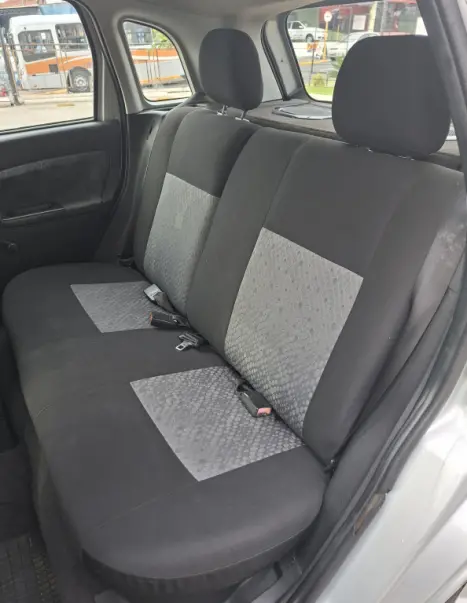 FORD Fiesta Hatch 1.6 4P FLEX, Foto 12