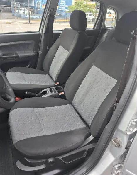 FORD Fiesta Hatch 1.6 4P FLEX, Foto 13