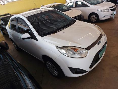 FORD Fiesta Hatch 1.6 4P ROCAM FLEX, Foto 4
