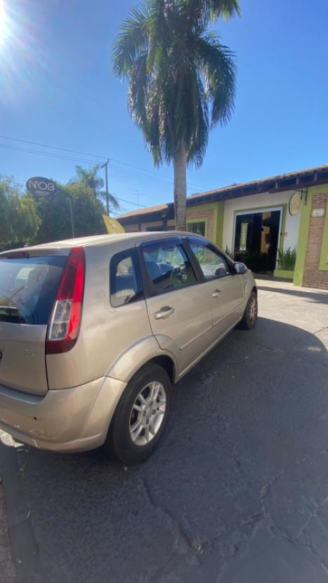 FORD Fiesta Hatch 1.6, Foto 3