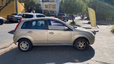 FORD Fiesta Hatch 1.6, Foto 4