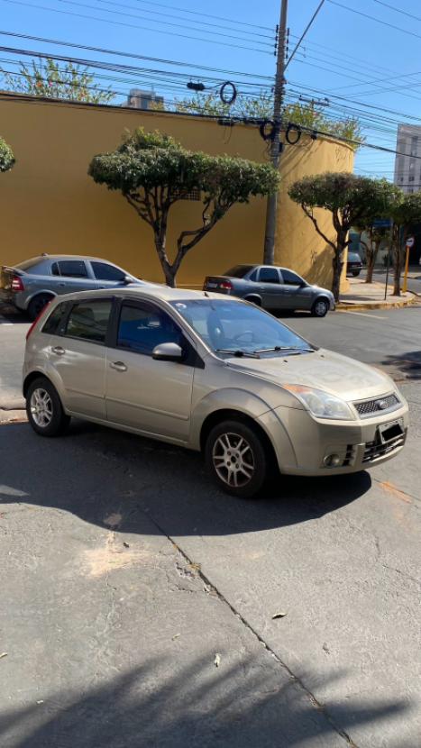 FORD Fiesta Hatch 1.6, Foto 11