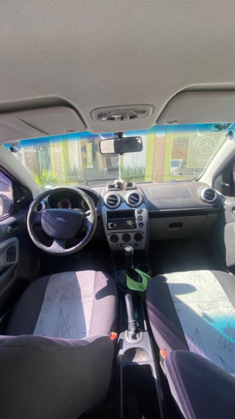 FORD Fiesta Hatch 1.6, Foto 15