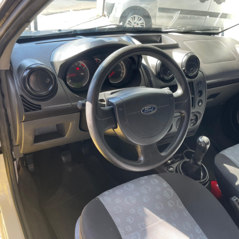 FORD Fiesta Hatch 1.0 4P, Foto 8