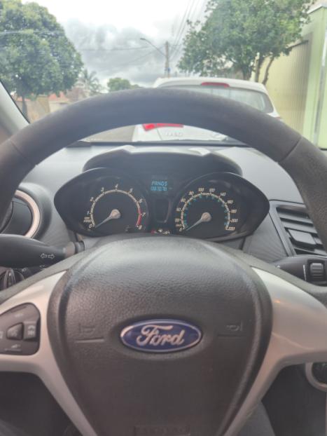 FORD Fiesta Hatch 1.6 16V 4P FLEX SE POWERSHIFT AUTOMTICO, Foto 2