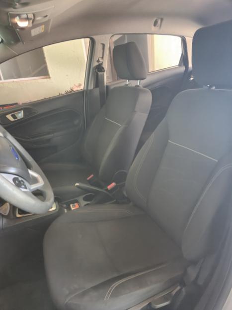 FORD Fiesta Hatch 1.6 16V 4P FLEX SE POWERSHIFT AUTOMTICO, Foto 5