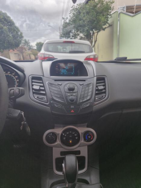 FORD Fiesta Hatch 1.6 16V 4P FLEX SE POWERSHIFT AUTOMTICO, Foto 6