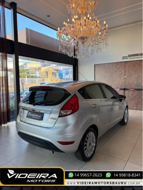 FORD Fiesta Hatch 1.6 16V 4P FLEX TITANIUM POWERSHIFT AUTOMTICO, Foto 5