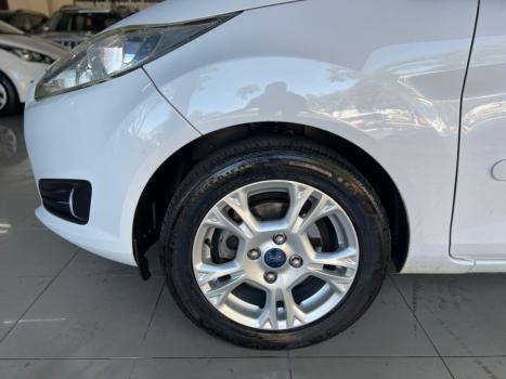 FORD Fiesta Hatch 1.6 16V 4P FLEX SE POWERSHIFT AUTOMTICO, Foto 9