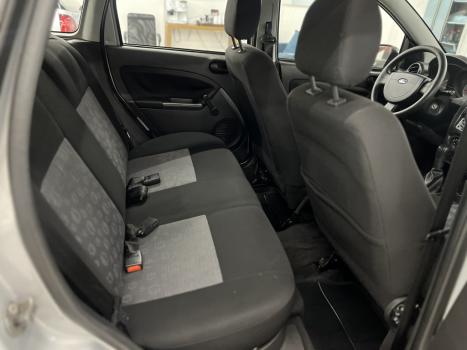 FORD Fiesta Hatch 1.6 4P FLEX, Foto 5
