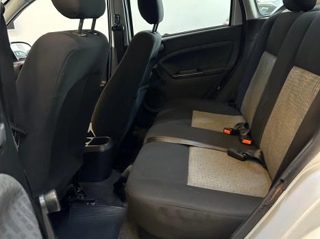 FORD Fiesta Hatch 1.6 4P ROCAM FLEX, Foto 9