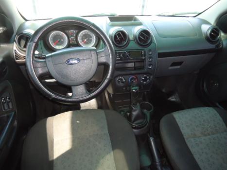 FORD Fiesta Sedan 1.0 4P FLEX, Foto 4