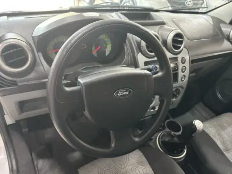 FORD Fiesta Sedan 1.6 4P FLEX, Foto 9