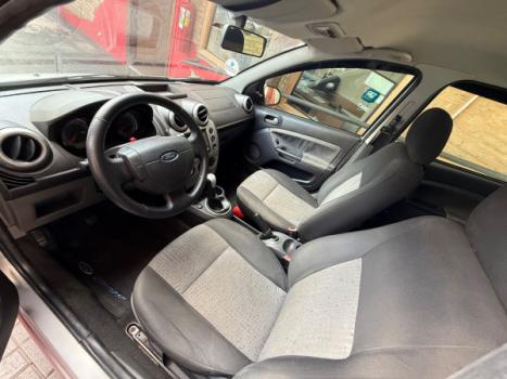 FORD Fiesta Sedan 1.6 4P FLEX, Foto 8
