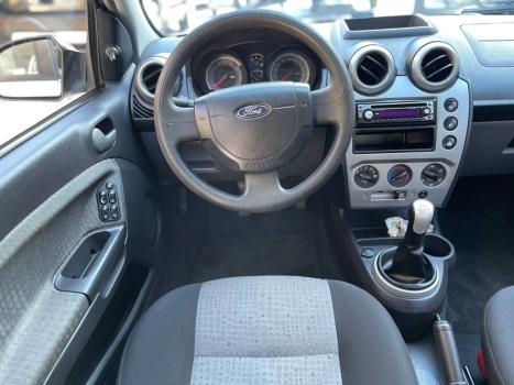 FORD Fiesta Sedan 1.6 4P ROCAM FLEX, Foto 10