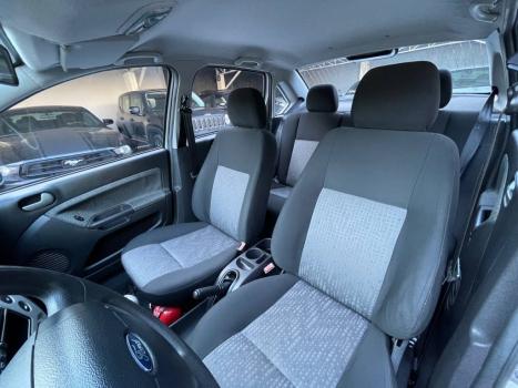 FORD Fiesta Sedan 1.6 4P ROCAM FLEX, Foto 11