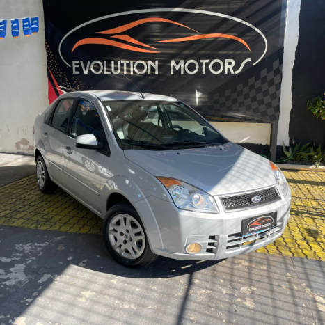 FORD Fiesta Sedan 1.6 4P FLEX, Foto 1
