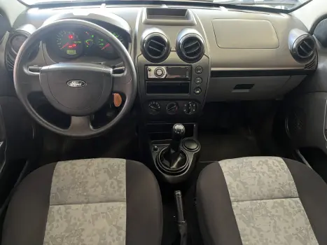 FORD Fiesta Sedan 1.6 4P FLEX, Foto 6