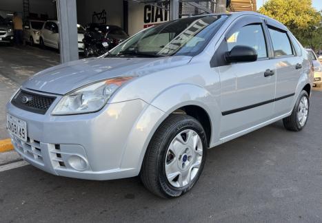 FORD Fiesta Sedan 1.6 4P FLEX, Foto 2