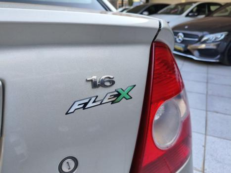 FORD Fiesta Sedan 1.6 4P FLEX, Foto 6