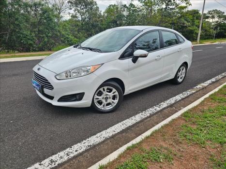 FORD Fiesta Sedan , Foto 2