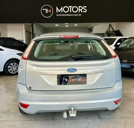 FORD Focus Hatch 1.6 4P GLX, Foto 3