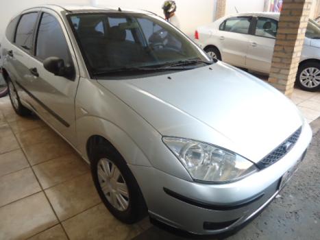 FORD Focus Hatch 1.6 4P GL, Foto 2