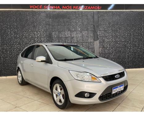 FORD Focus Hatch 1.6 4P GLX, Foto 3