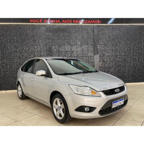 FORD Focus Hatch 1.6 4P GLX, Foto 3