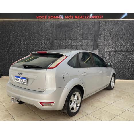 FORD Focus Hatch 1.6 4P GLX, Foto 6