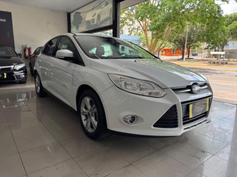 FORD Focus Hatch 1.6 16V 4P SE PLUS FLEX, Foto 4