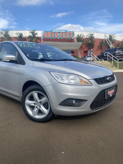 FORD Focus Hatch 1.6 4P GLX, Foto 5