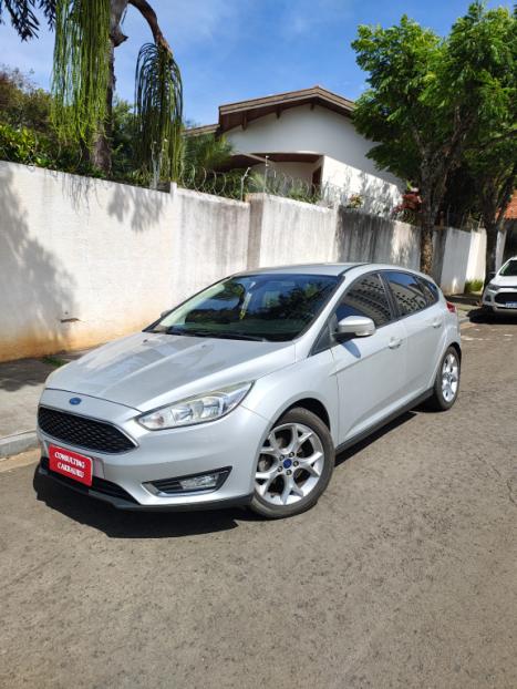 FORD Focus Hatch 1.6 16V 4P SE FLEX, Foto 1