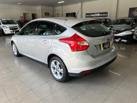 FORD Focus Hatch 1.6 16V 4P FLEX SE POWERSHIFT AUTOMTICO, Foto 9