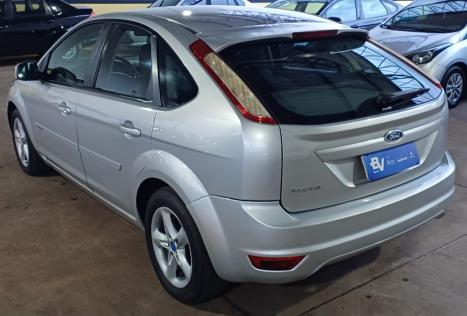 FORD Focus Hatch 1.6 4P FLEX GL, Foto 3