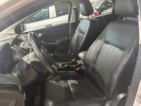 FORD Focus Hatch 1.6 16V 4P SE FLEX, Foto 10