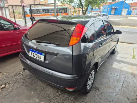 FORD Focus Hatch 1.6 4P, Foto 5