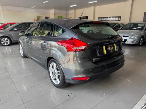 FORD Focus Hatch 1.6 16V 4P SE FLEX, Foto 4