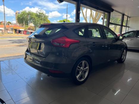 FORD Focus Hatch 1.6 16V 4P SE FLEX, Foto 7