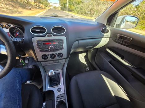 FORD Focus Hatch 1.6 4P, Foto 15