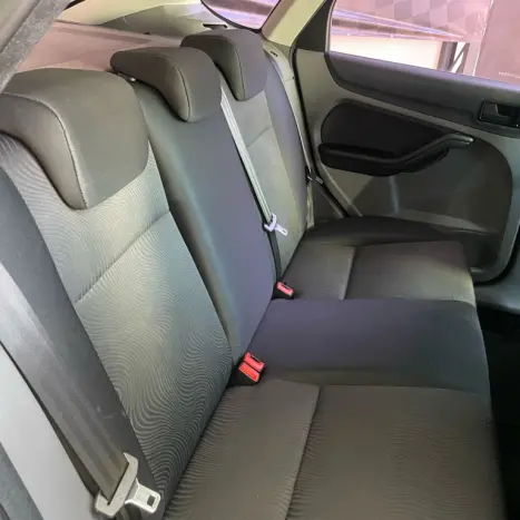 FORD Focus Hatch 1.6 4P GLX FLEX, Foto 15