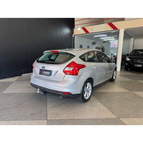FORD Focus Hatch 1.6 16V 4P FLEX S, Foto 3