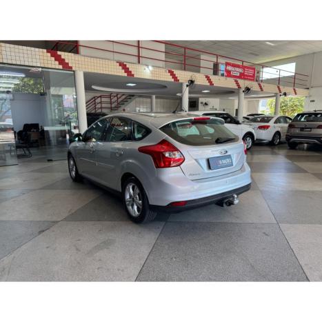 FORD Focus Hatch 1.6 16V 4P FLEX S, Foto 4