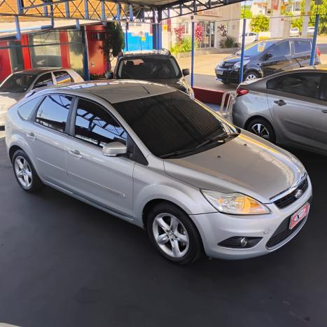 FORD Focus Hatch 1.6 4P FLEX GL, Foto 1